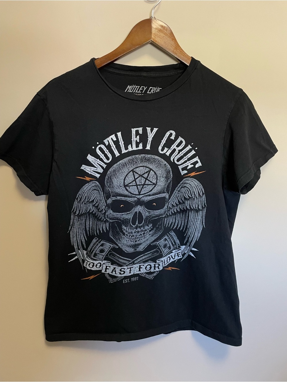 Motley Crue Too Fast For Love Shirt Men Women Medium